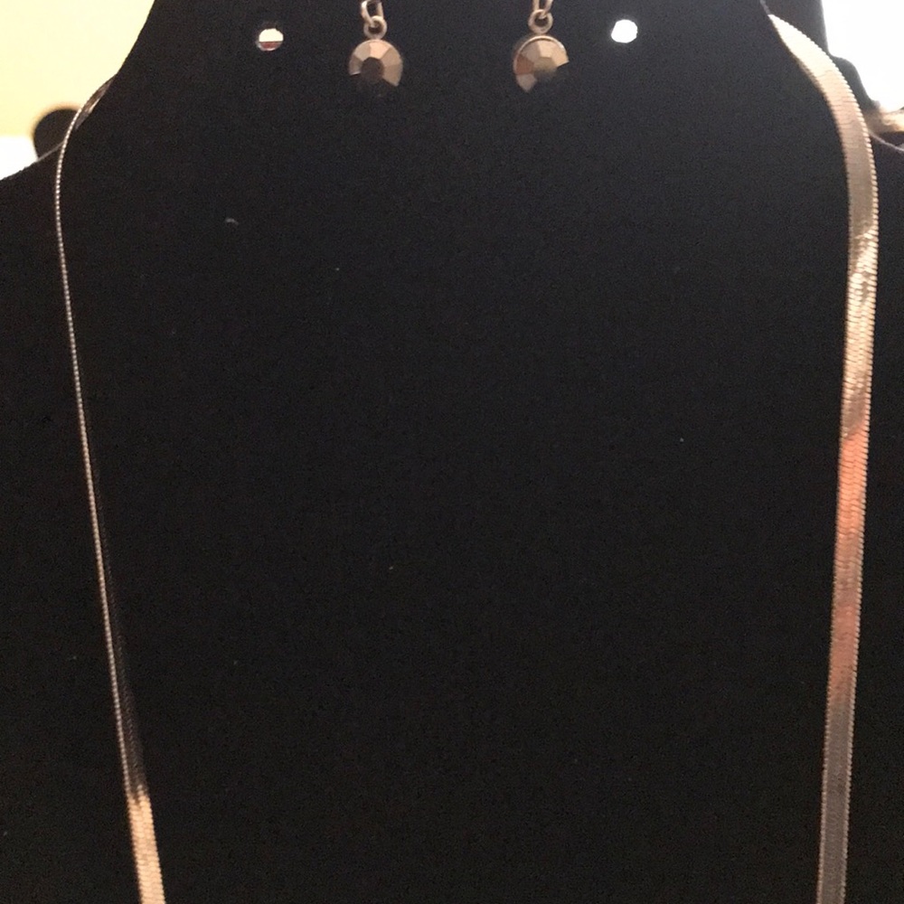 Ladies jewelry